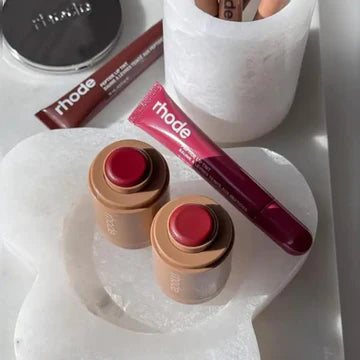Rhode Pocket Blush De Poche – Plum (5.3g)