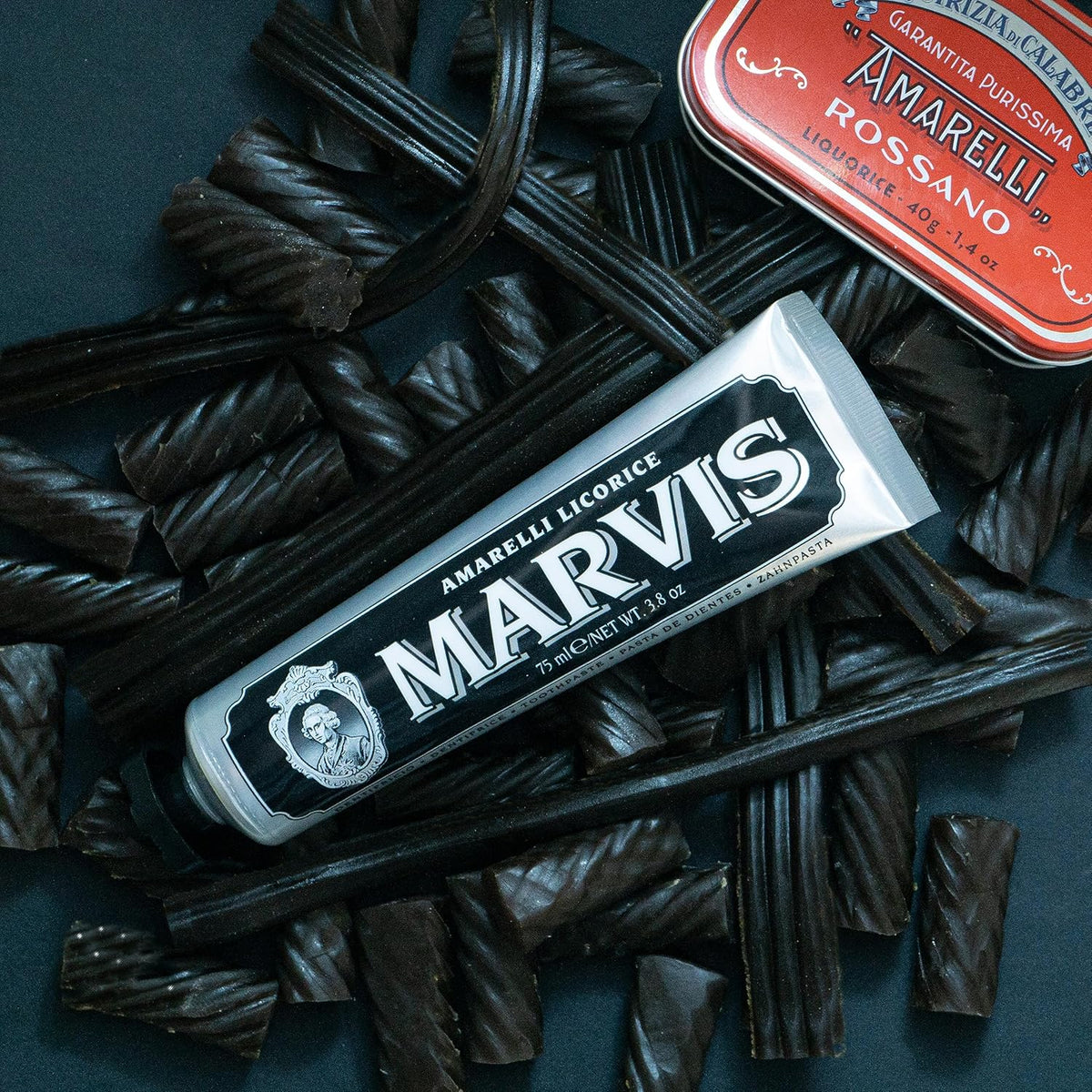 Marvis Amarelli Licorice Mint Toothpaste – 3.8 oz | Bold Licorice & Mint Flavor, Fights Tartar & Plaque, Freshens Breath