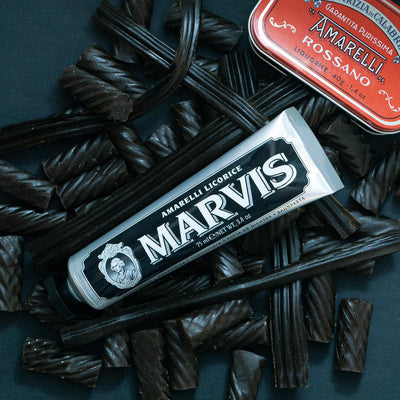 Marvis Amarelli Licorice Mint Toothpaste – 3.8 oz | Bold Licorice & Mint Flavor, Fights Tartar & Plaque, Freshens Breath