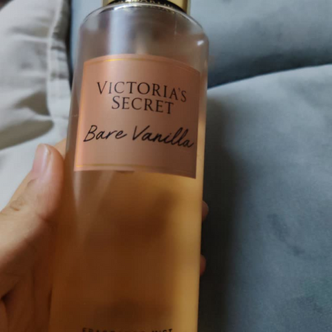 Victoria's Secret Bare Vanilla Perfumee